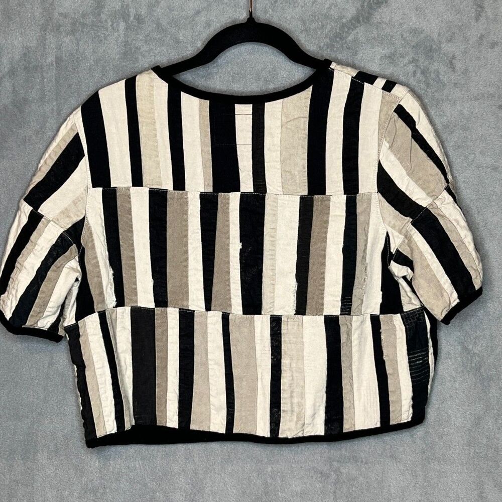 Tonle Kita Short Sleeve Upcycled Shirt (M) - Picture 4 of 10
